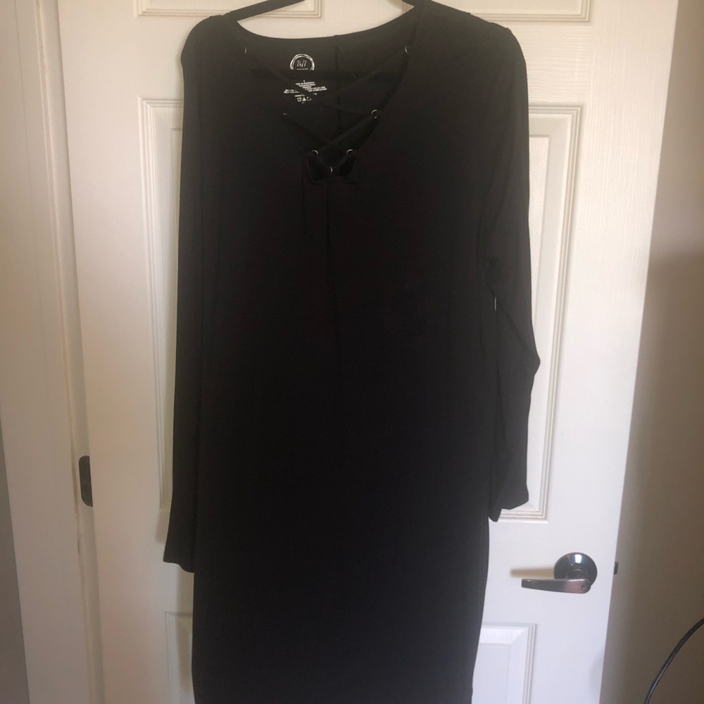 Maurice plus size black criss cross dress